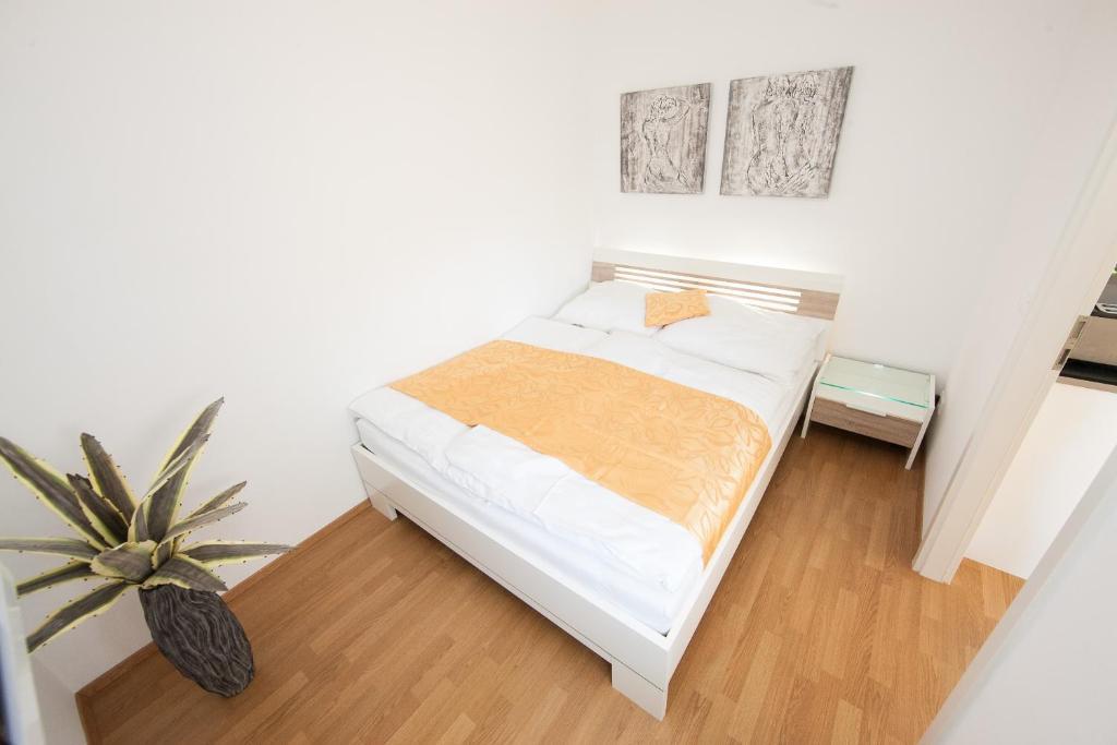 Traditional Apartments Vienna Tav Room photo